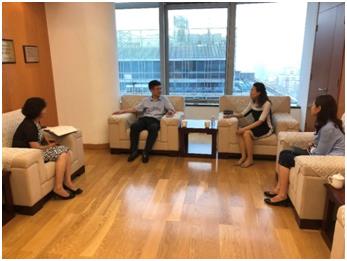 鞏海濱總經理會見國投資本總經理李櫻一行