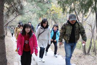 投保基金公司工會組織職工開展秋游活動